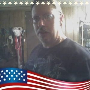 Meet your Posher, Larry